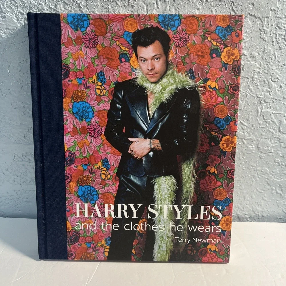Brand-new Hardcover Harry Styles : And the Clothes He Wears GREAT FASHION!